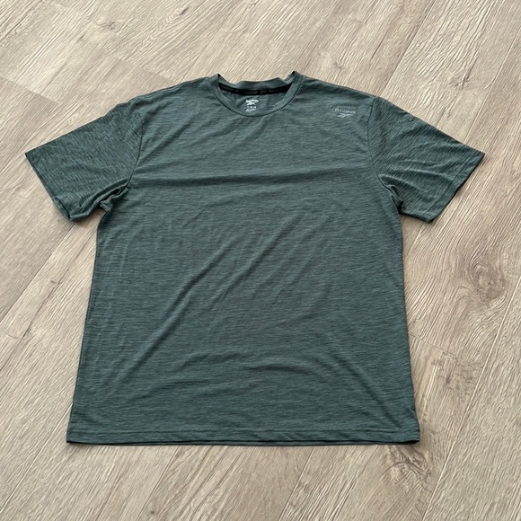 Reebok Other - Reebok t-shirt